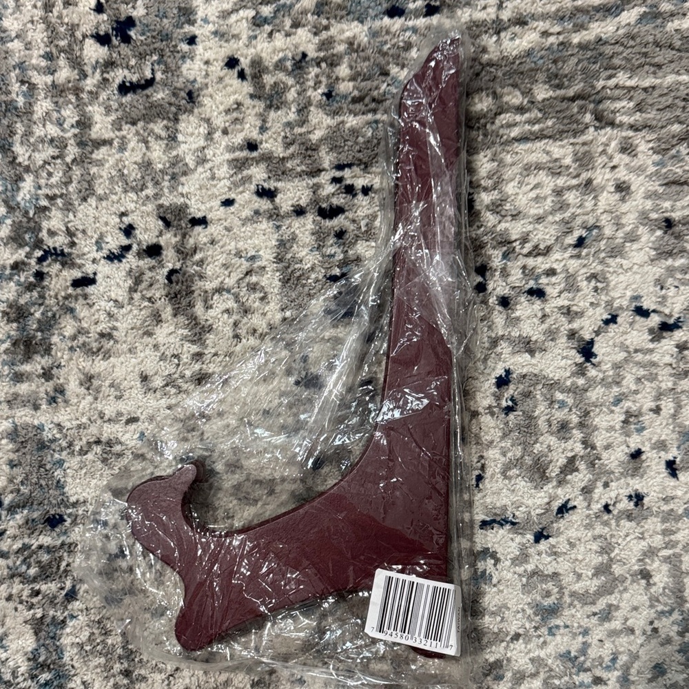Burgundy picture stand